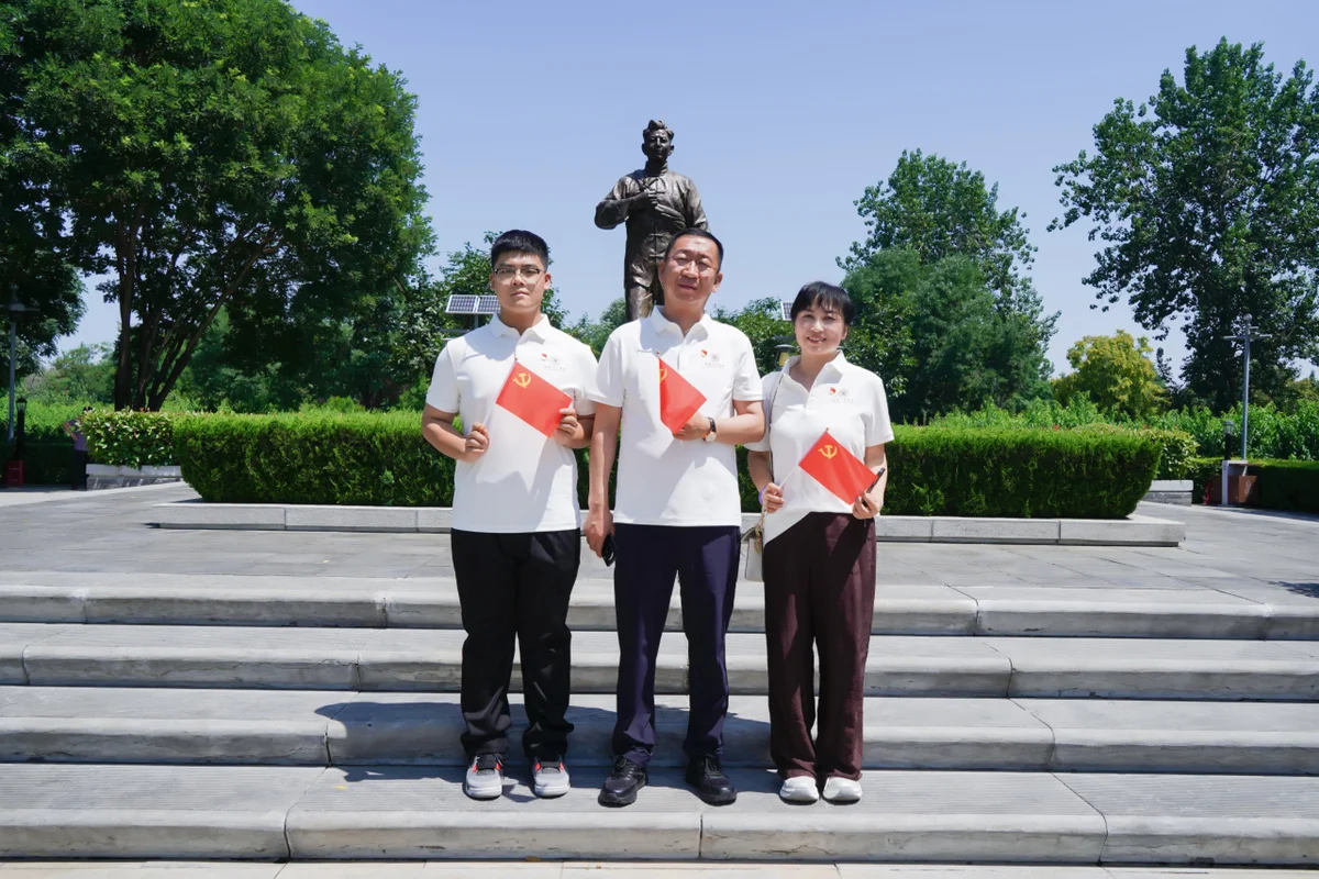 西安市榆林商会参加富平红色研学主题党日活动 图9
