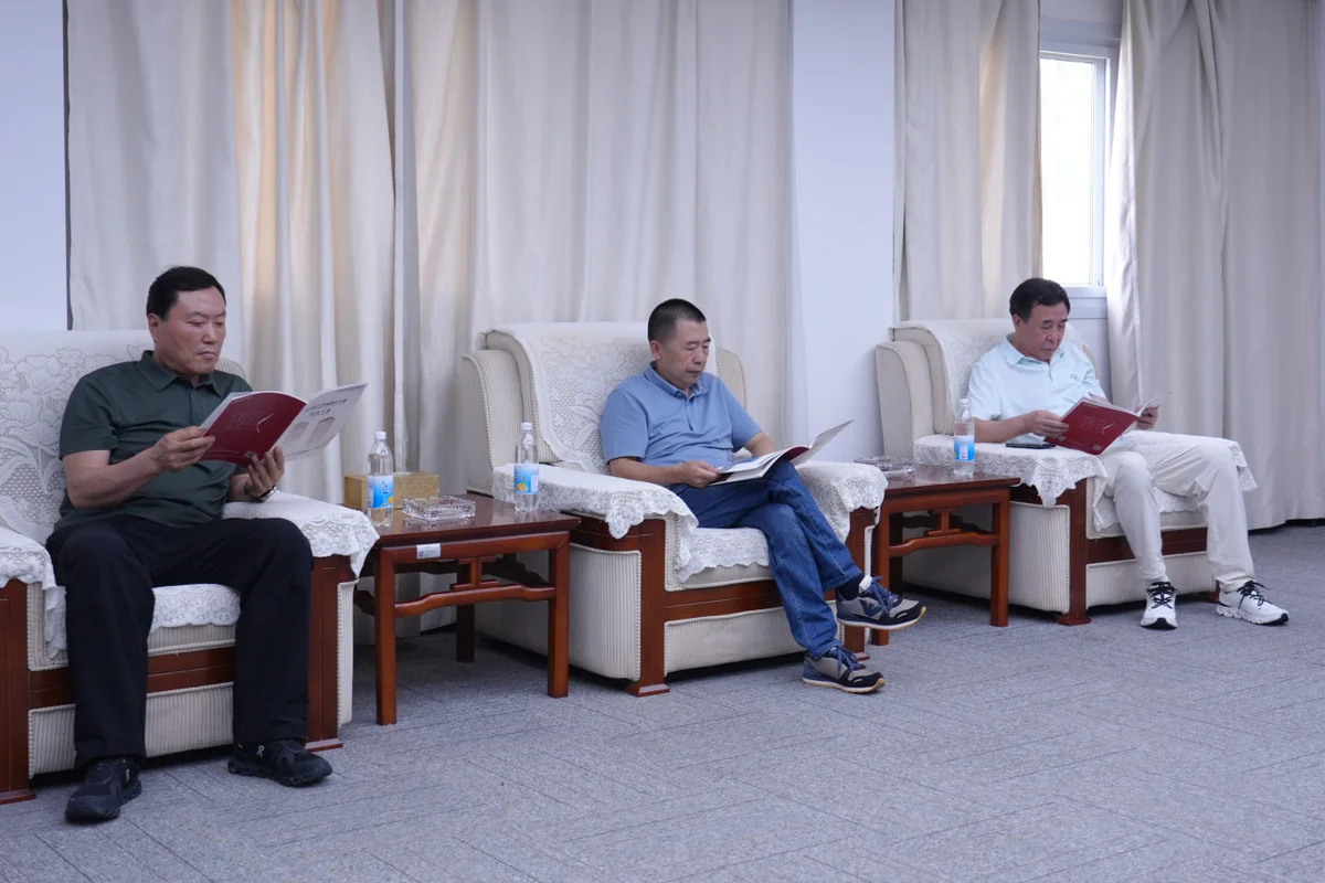 西安市榆林商会莅临浙商银行西咸新区大楼考察调研 图1