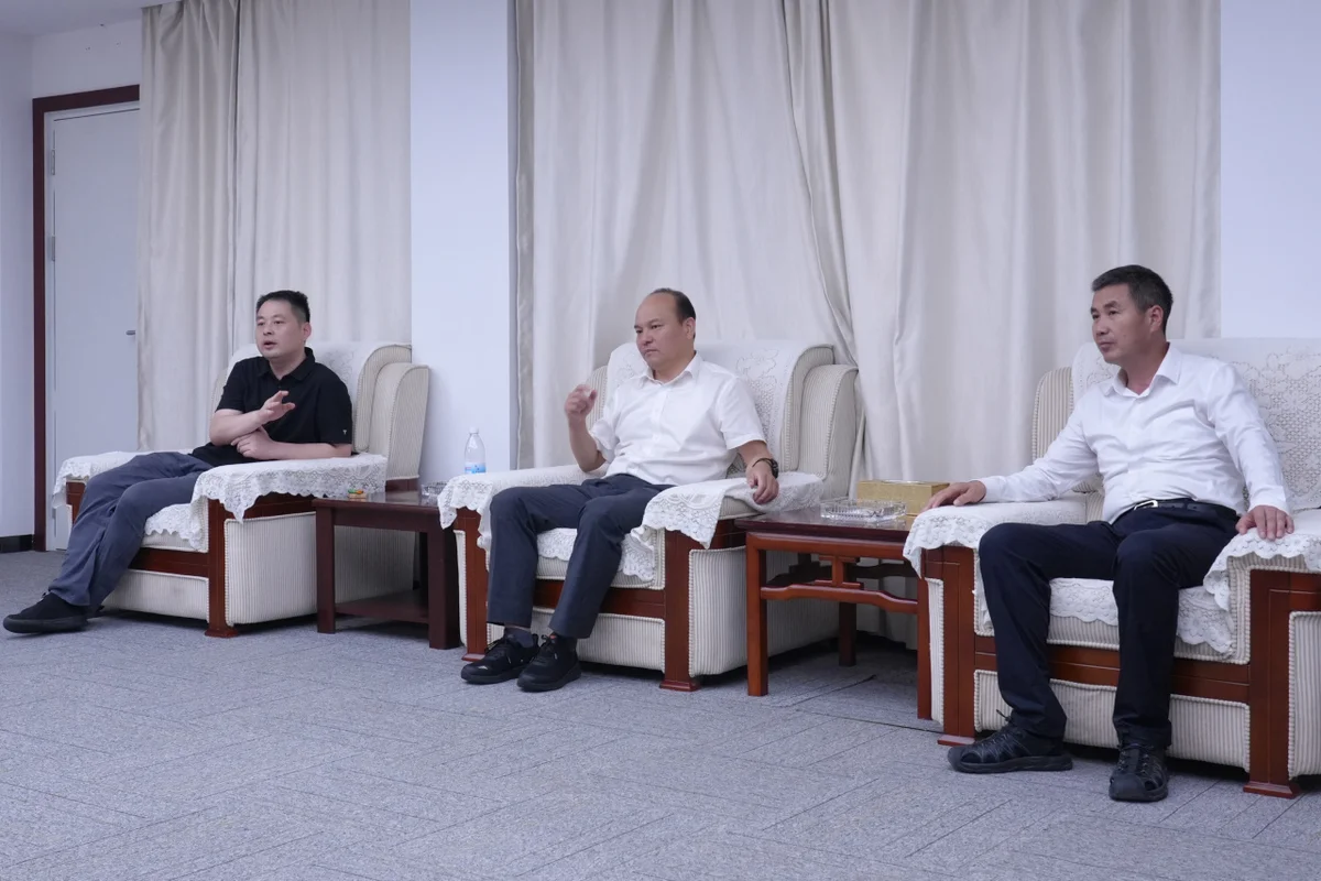 西安市榆林商会莅临浙商银行西咸新区大楼考察调研 图2